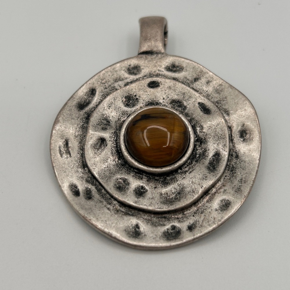 Premier Designs Silver Tone Hammered Round Pendant Tigers Eye Magnetic Boho